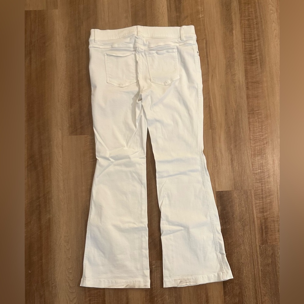 SPANX Shaping Flare Jeans | White | Petite XL | High-Rise - Picture 2 of 6